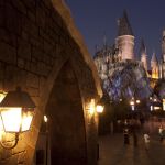Hogwarts-castle_night.jpg