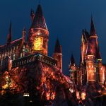 The-Nighttime-Lights-at-Hogwarts-Castle-Gryffindor.jpg